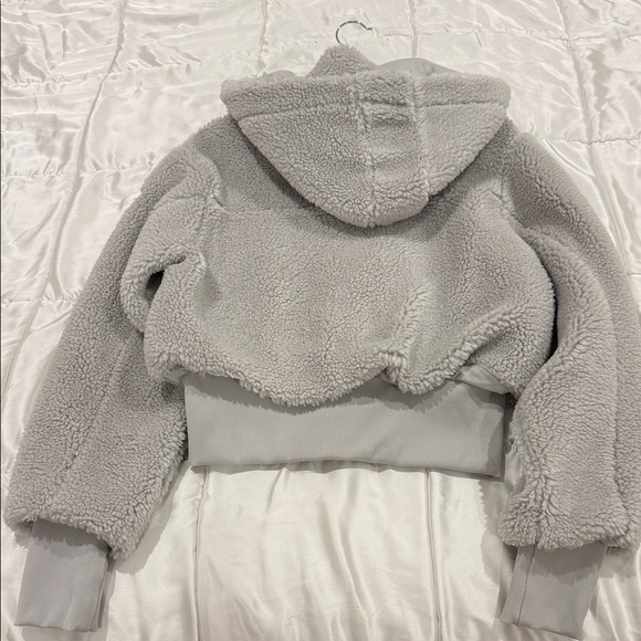 ALO Yoga Gray Teddy Jacket - Picture 3 of 4